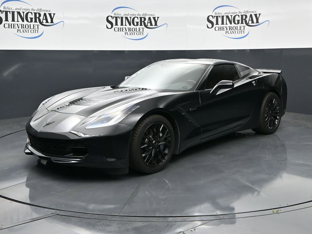 Used 2014 Chevrolet Corvette Stingray Coupe RWD image 3