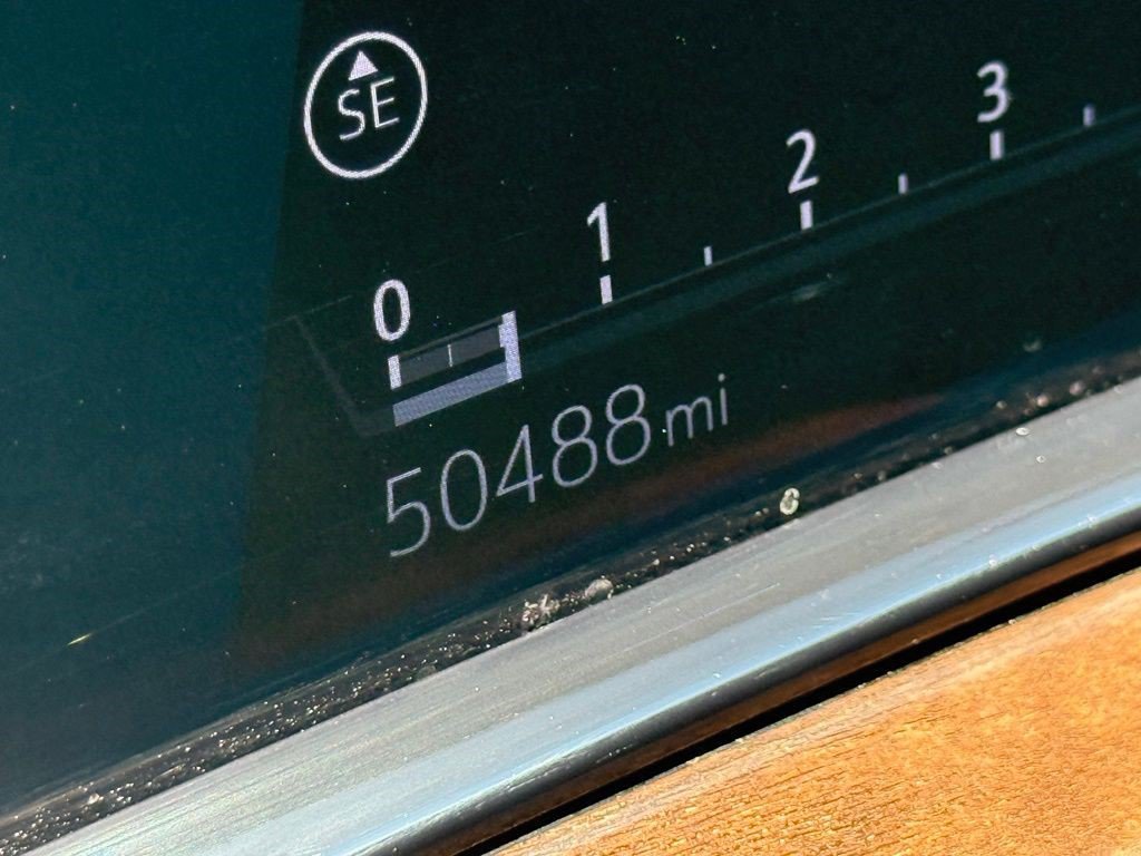 Certified 2022 Cadillac Escalade Sport Platinum RWD image 3