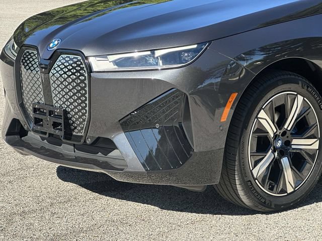 Certified 2023 BMW iX xDrive50 w/ Sport Package AWD/4WD image 13