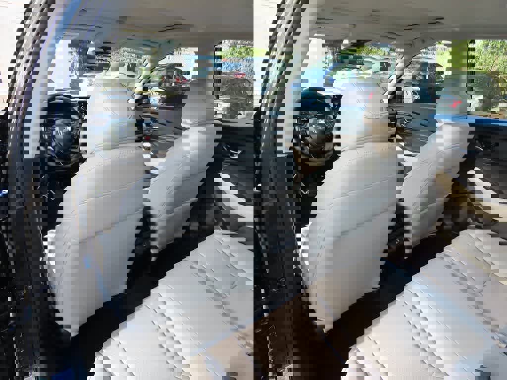 New 2025 Honda Accord EX-L image 14