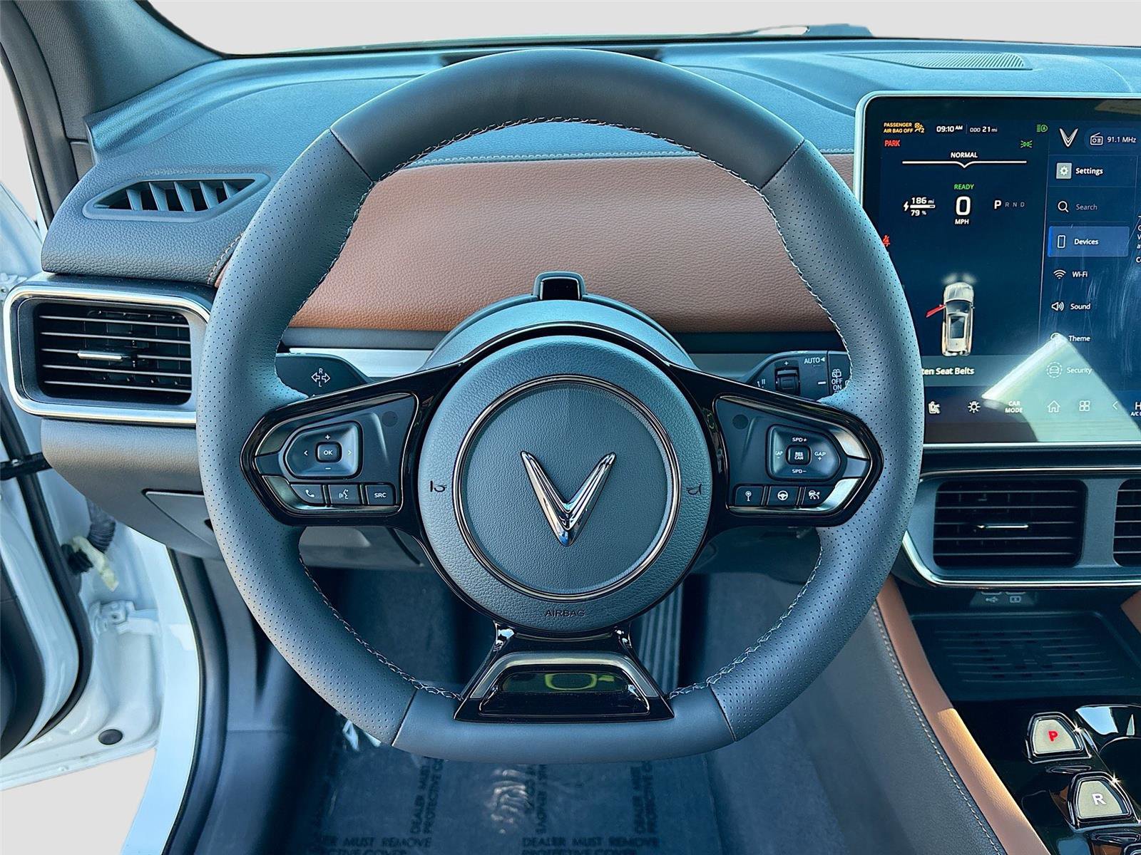 New 2025 VinFast VF 8 Plus image 11