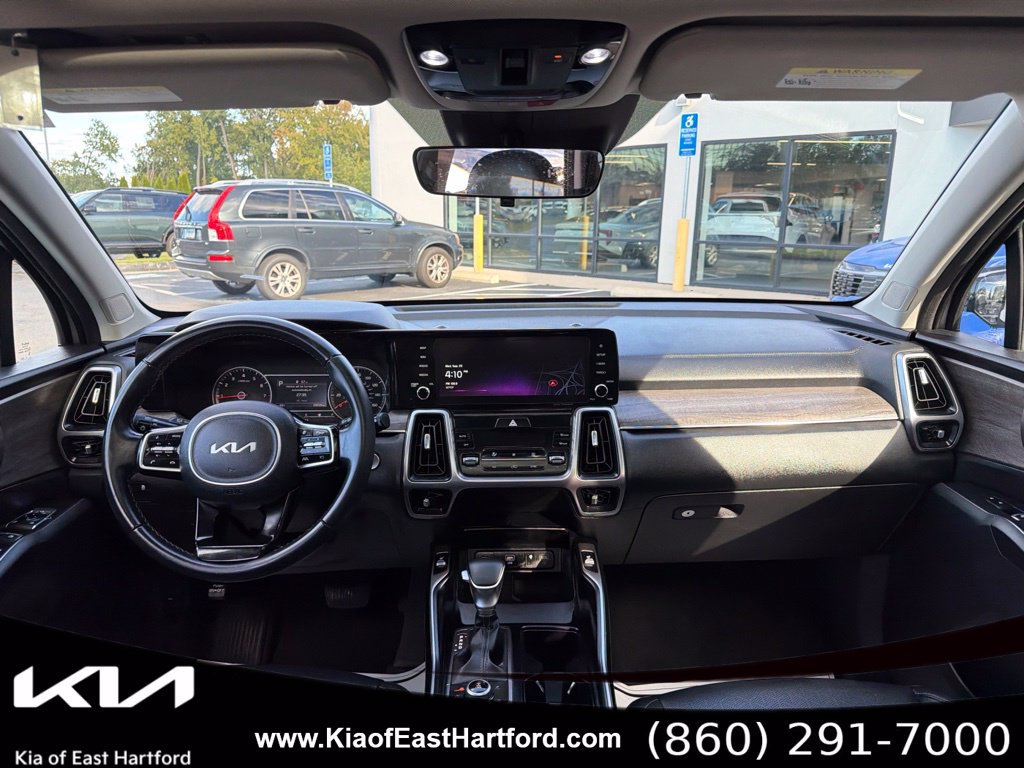 Certified 2023 Kia Sorento S w/ Panoramic Sunroof Package AWD/4WD image 22