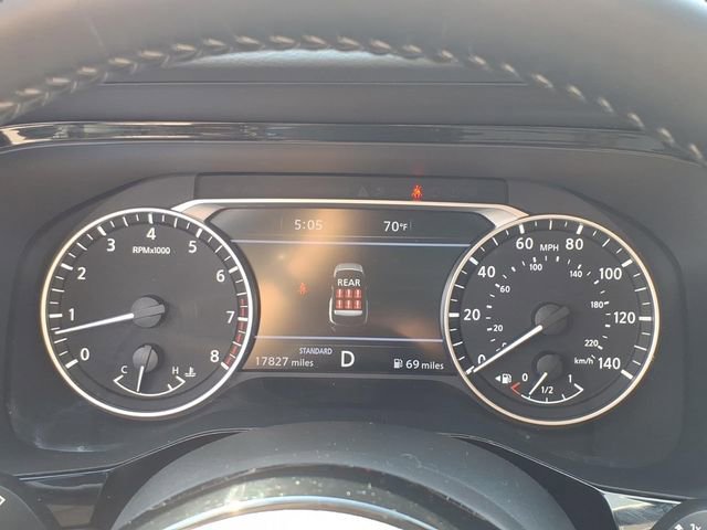 Used 2025 Nissan Pathfinder SL FWD image 27