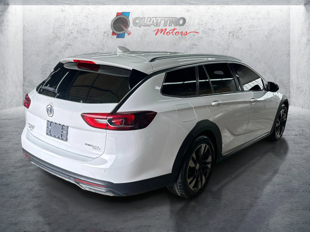 Used 2018 Buick Regal Preferred w/ Sights and Sounds Package image 6