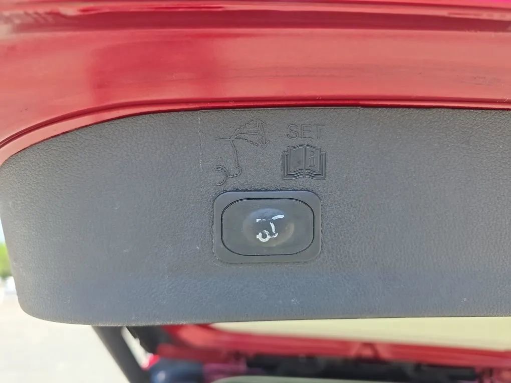 Used 2016 Ford Escape Titanium AWD/4WD image 54