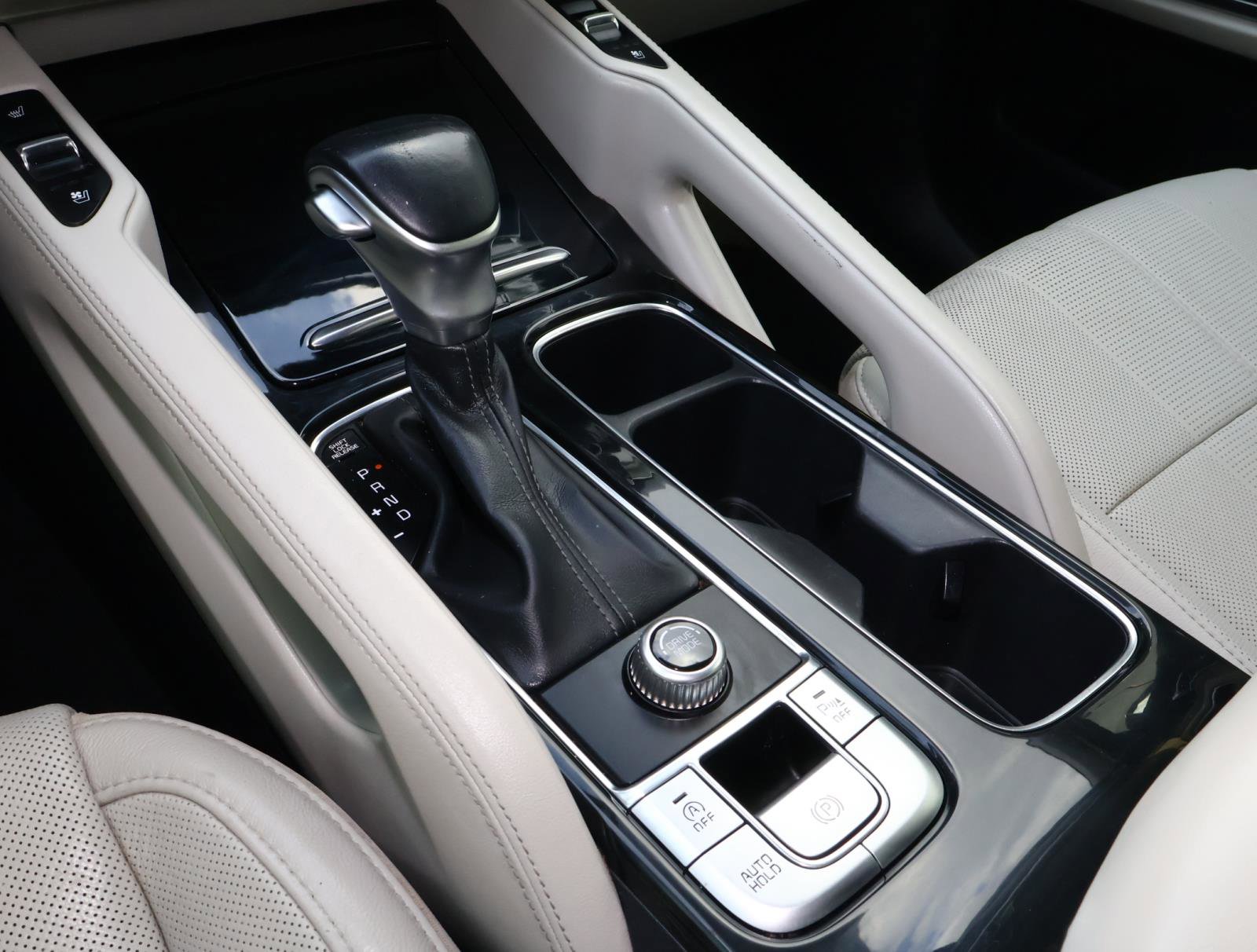 Used 2020 Kia Telluride EX w/ EX Premium Package image 24