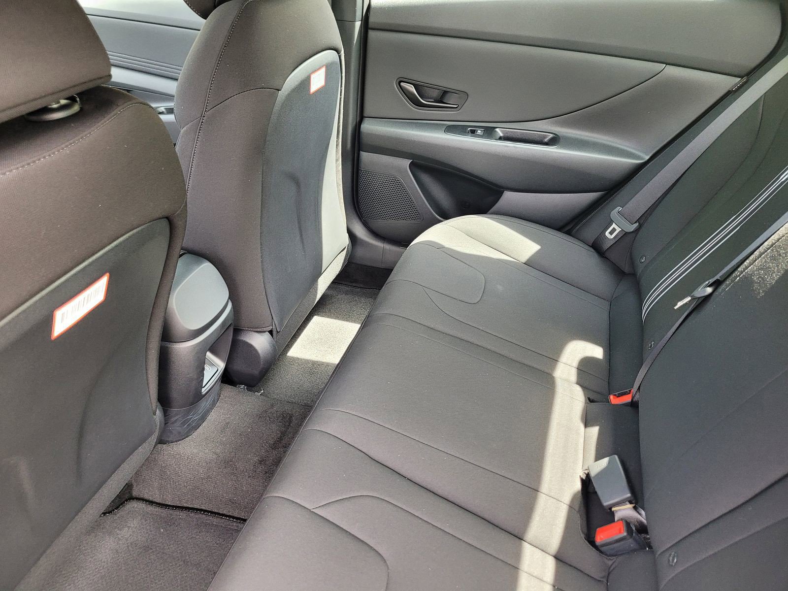 New 2025 Hyundai Elantra SEL image 12