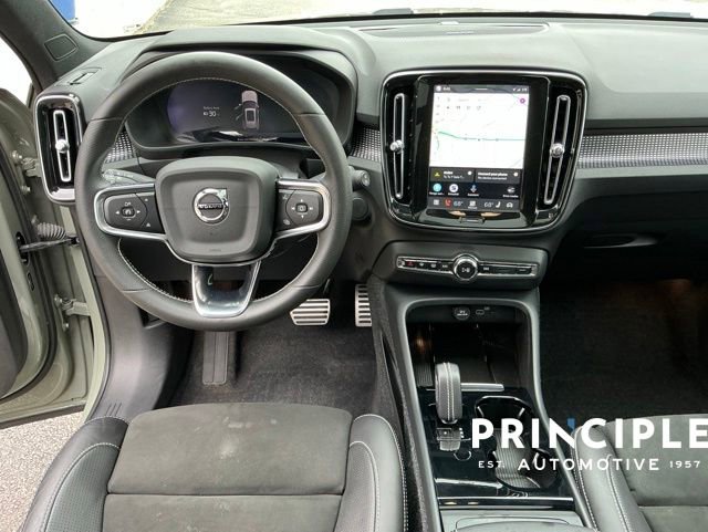 Used 2021 Volvo XC40 P8 Recharge w/ Advanced Package AWD/4WD image 14