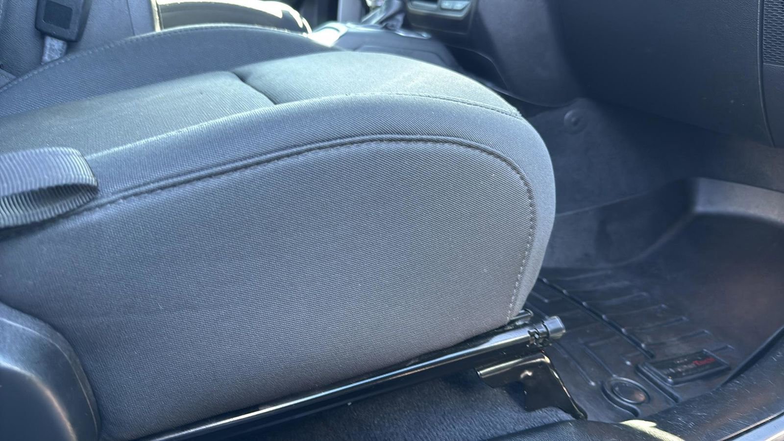 Used 2018 Jeep Wrangler Unlimited Sport S image 25