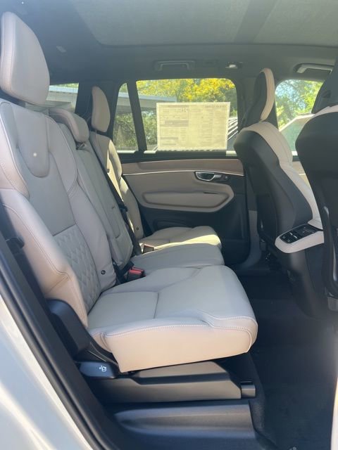 New 2026 Volvo XC90 B5 Core image 29