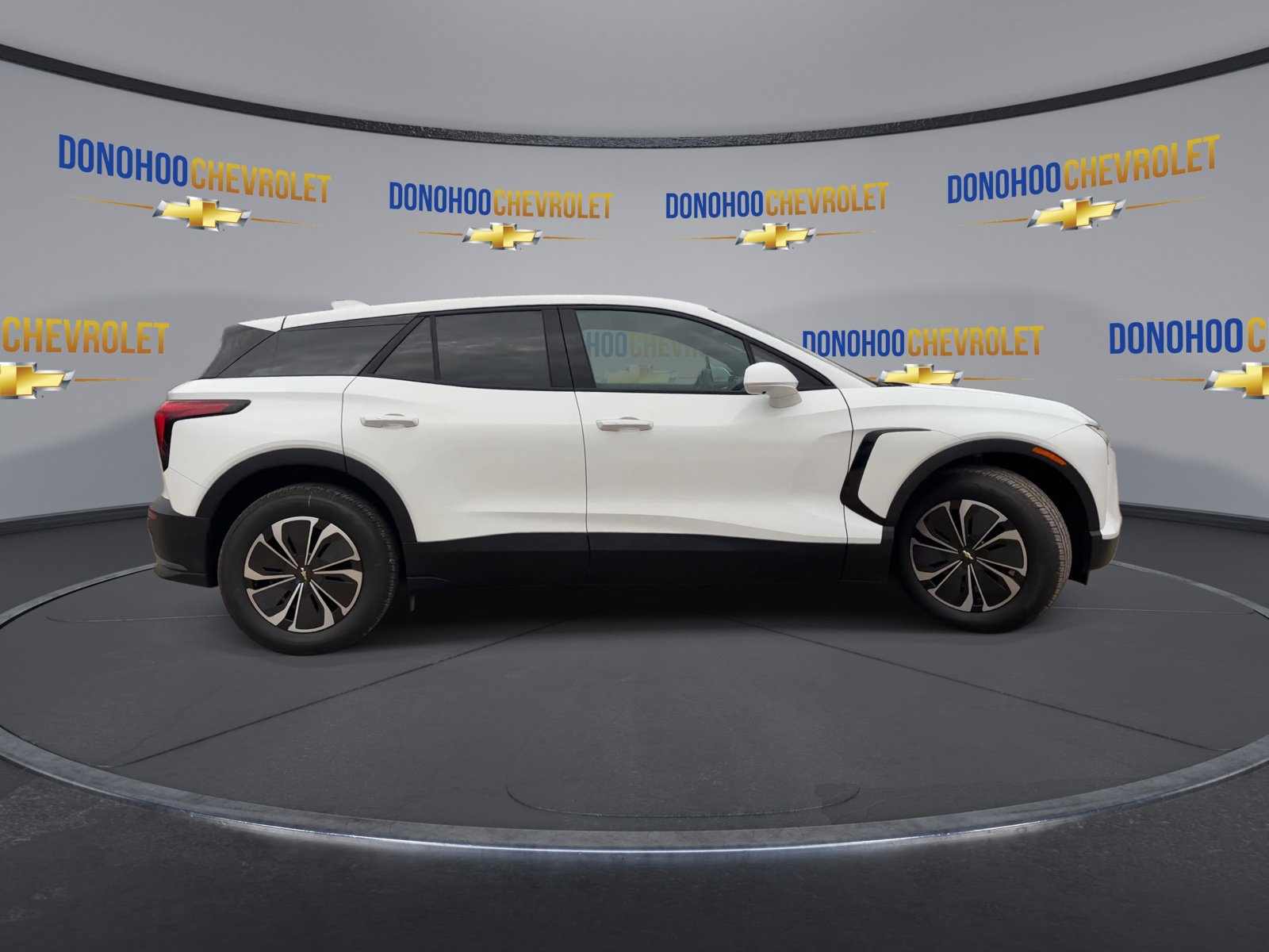 New 2026 Chevrolet Blazer EV LT image 12