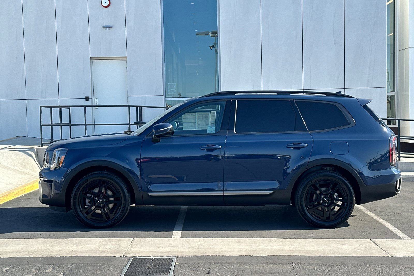 Used 2023 Kia Telluride SX Prestige X-Line image 6