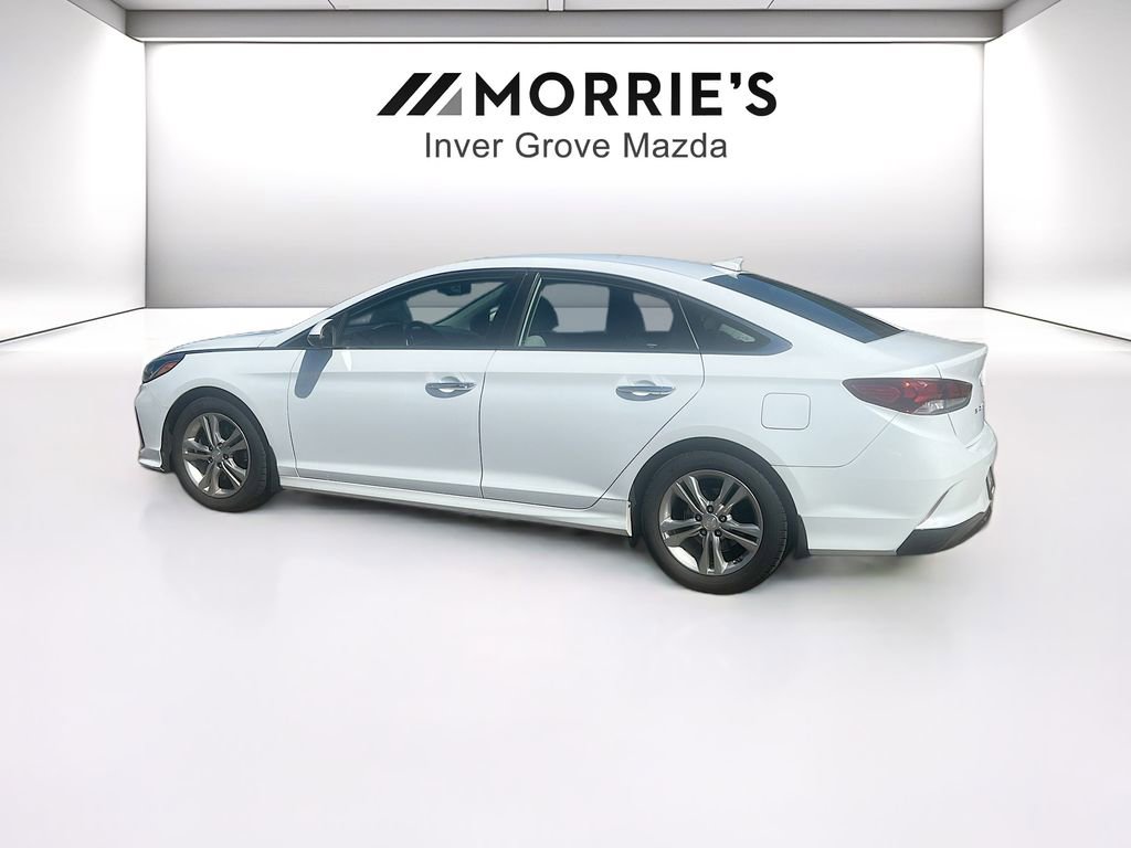 Used 2018 Hyundai Sonata SEL w/ Winter Weather Package image 7