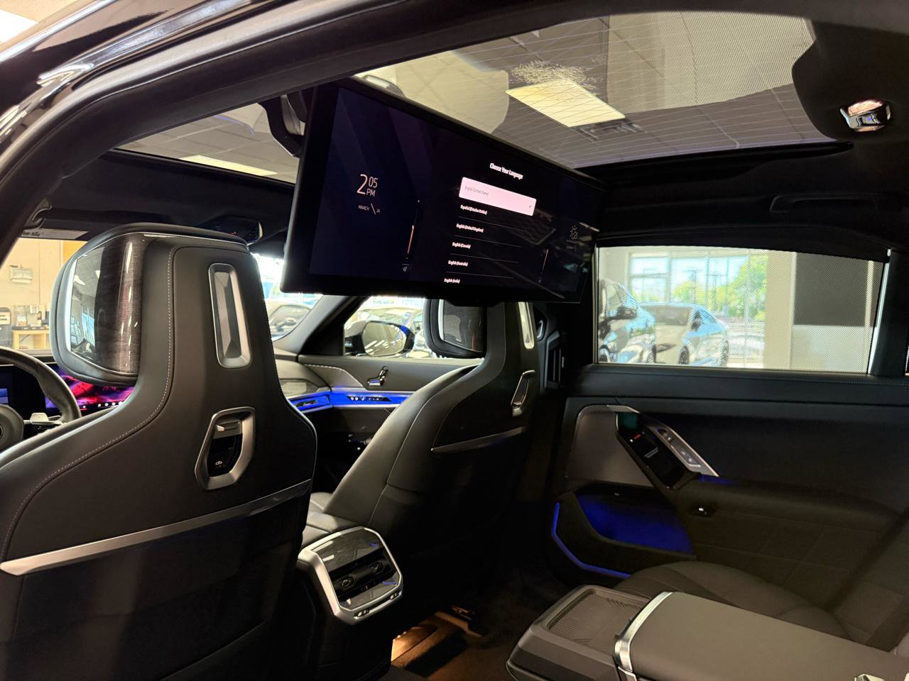 Used 2023 BMW 760i xDrive image 10