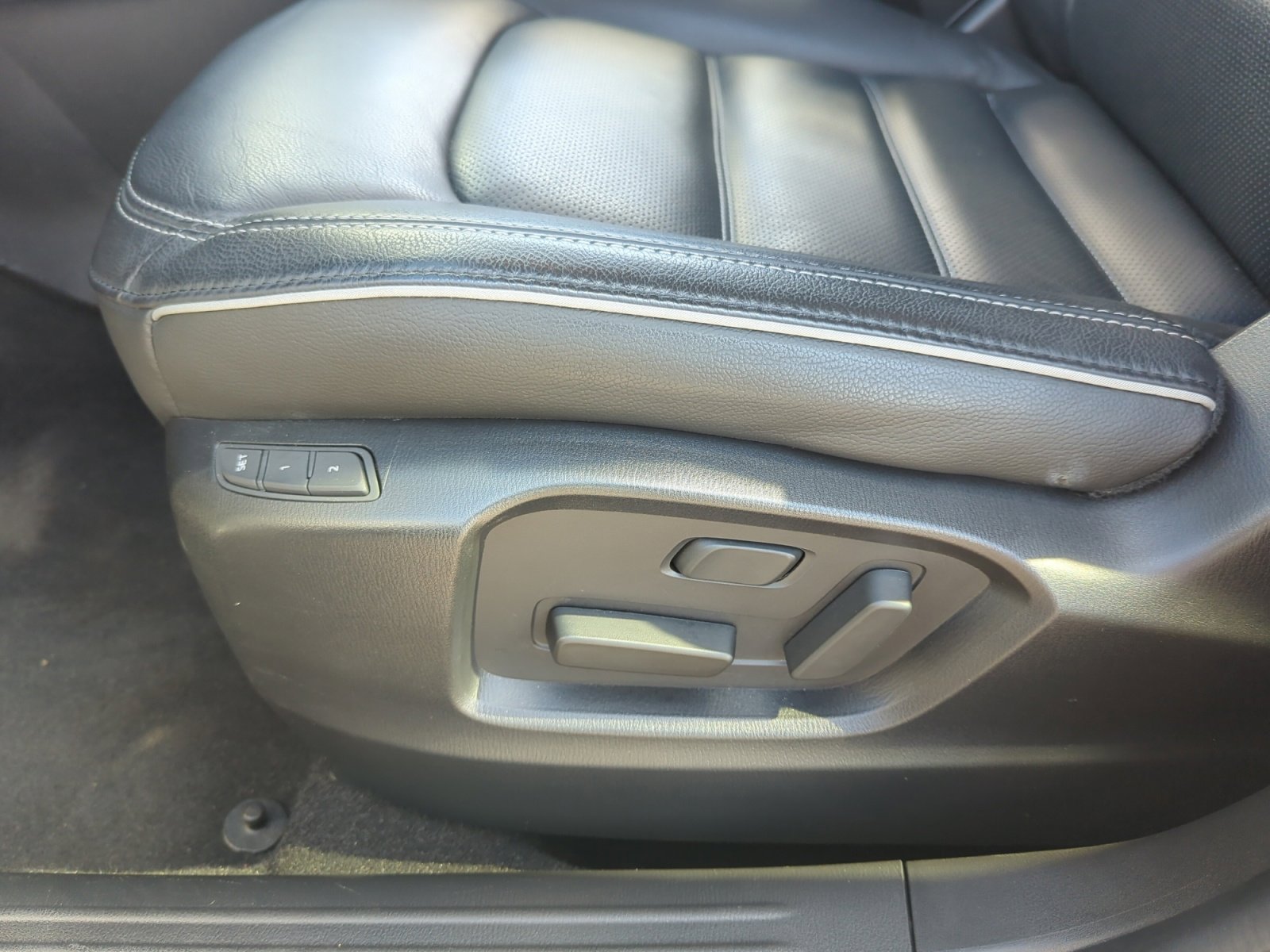 Used 2025 MAZDA CX-5 AWD 2.5 S w/ Preferred Package image 14