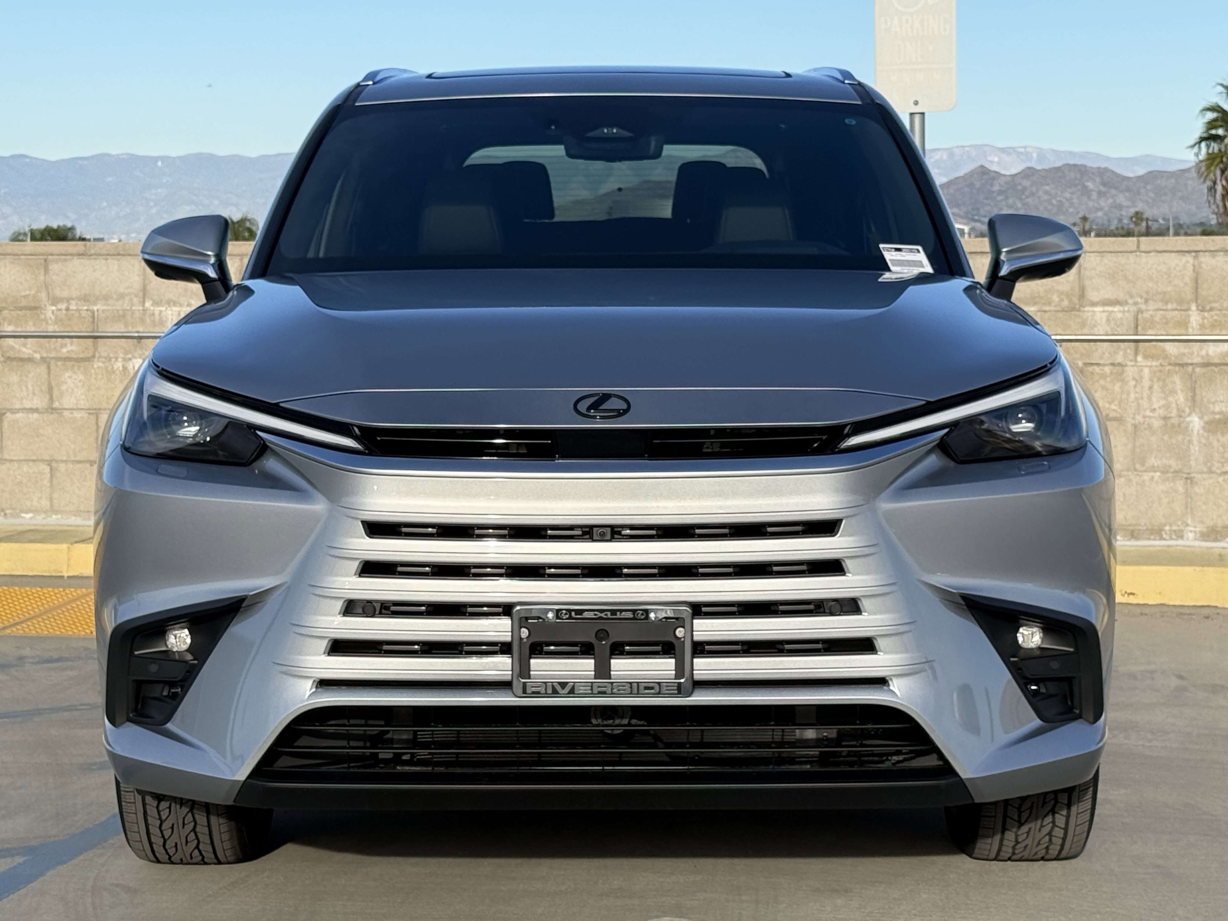 New 2026 Lexus TX 550h AWD Plug-In Hybrid image 6