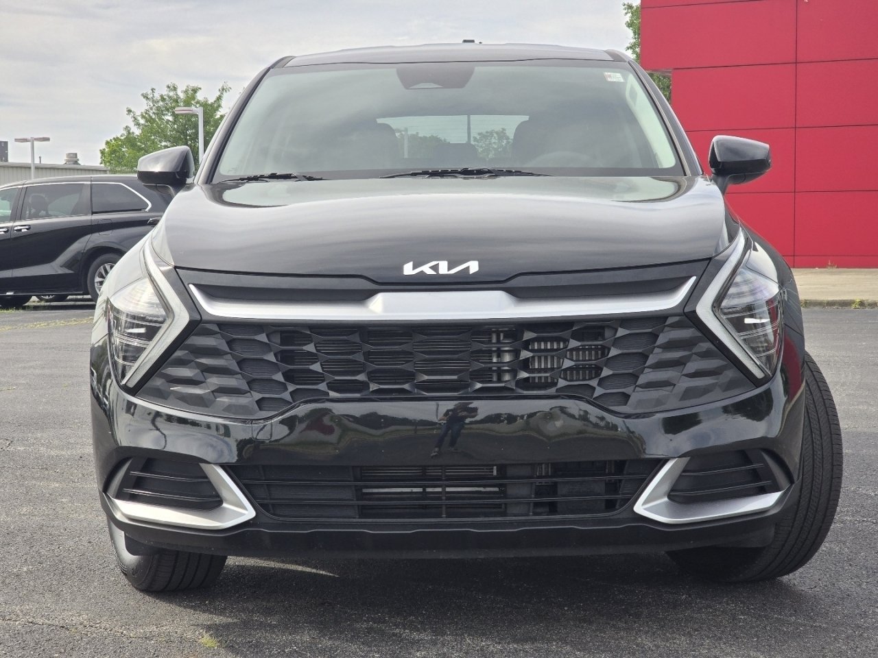 Used 2025 Kia Sportage LX FWD image 10