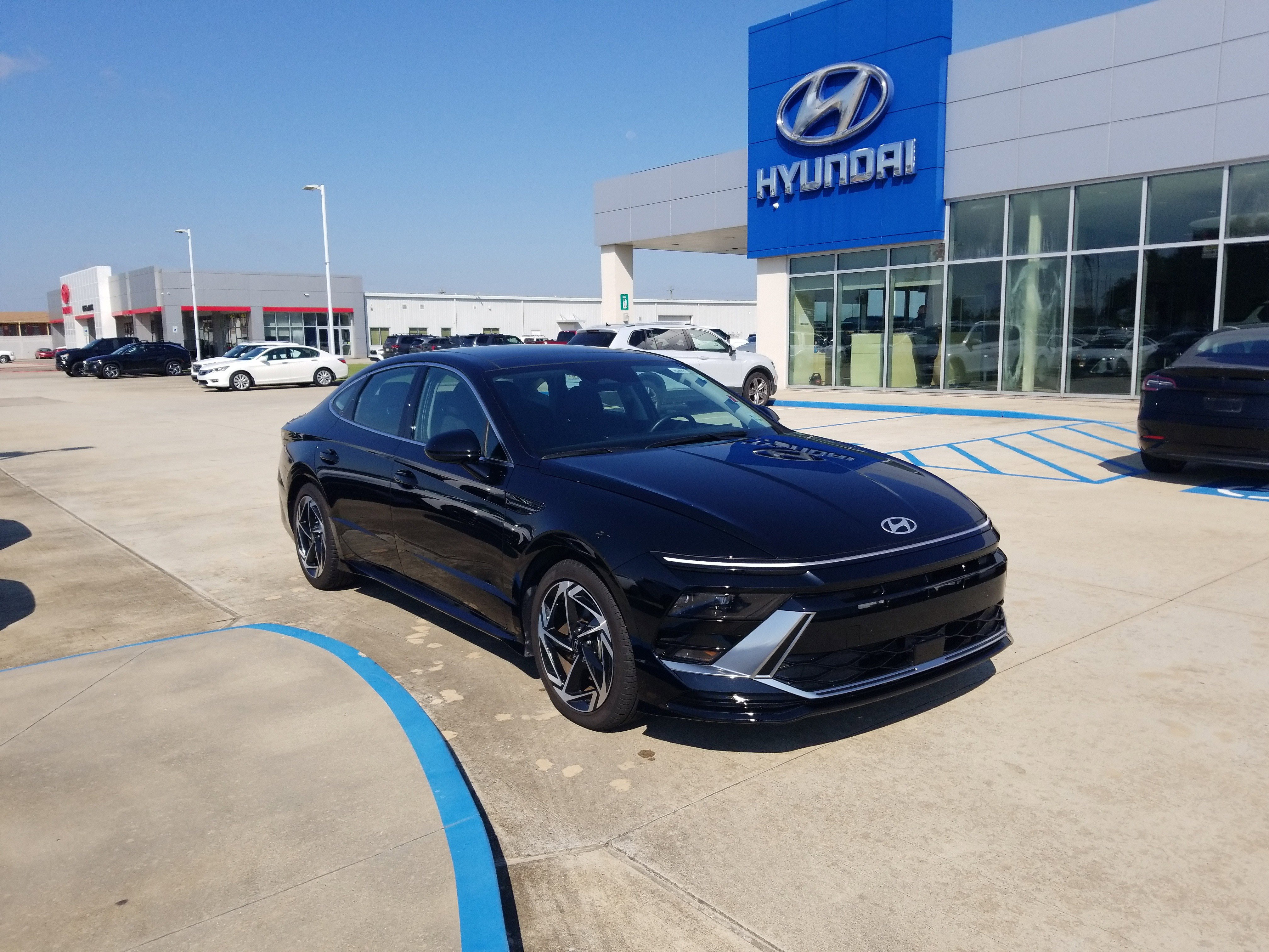 Certified 2024 Hyundai Sonata SEL w/ Convenience Package