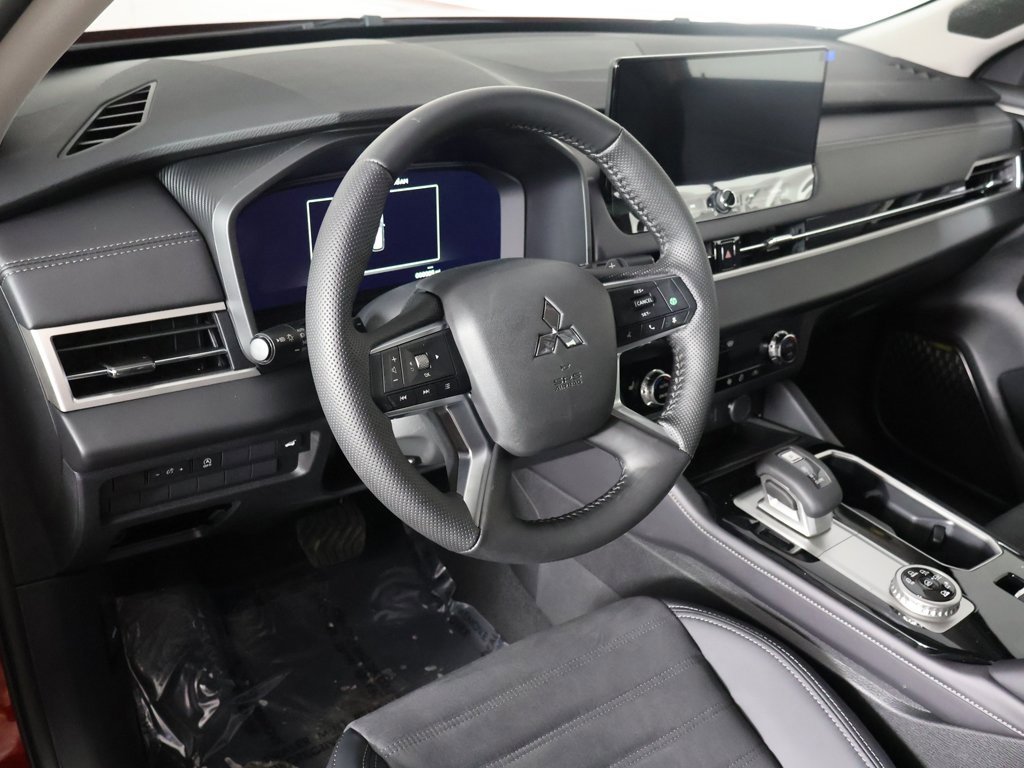 New 2026 Mitsubishi Outlander SE image 32