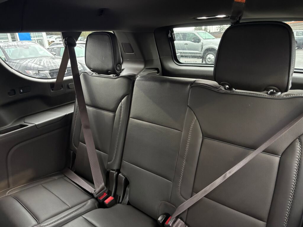 Used 2022 GMC Yukon XL Denali image 14