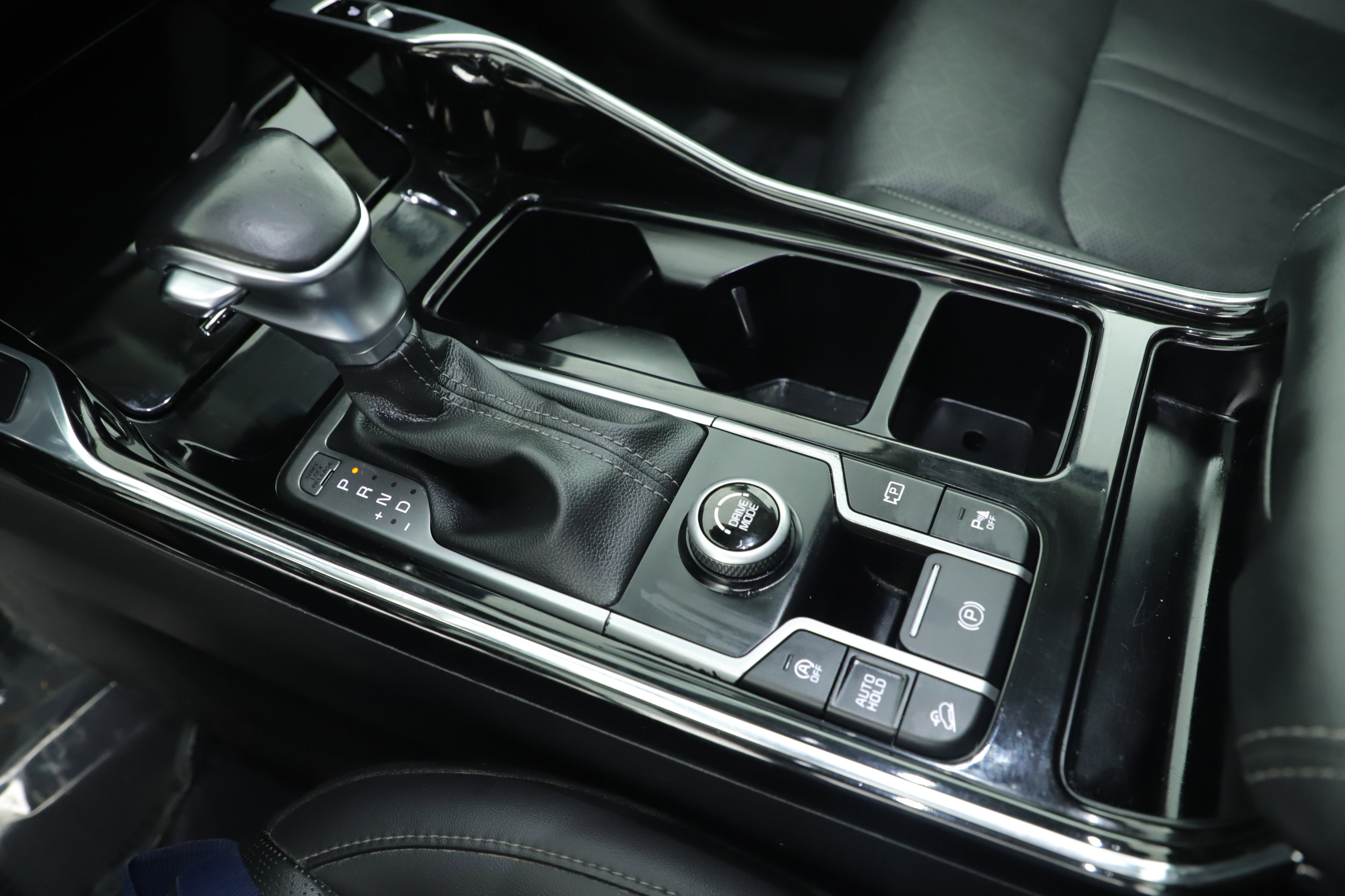 Used 2022 Kia Sorento SX image 16