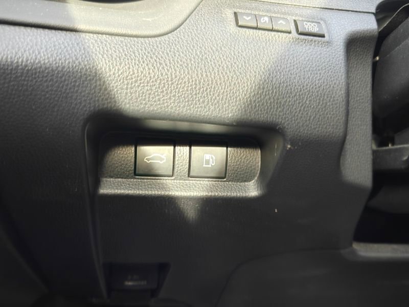 Used 2023 Toyota Crown XLE image 24