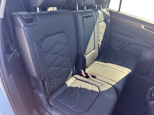 New 2026 Volkswagen Atlas SE FWD image 16