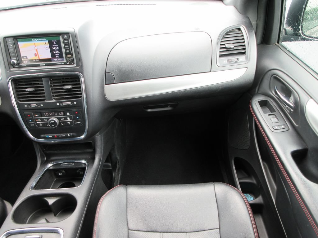 Used 2019 Dodge Grand Caravan GT FWD image 17