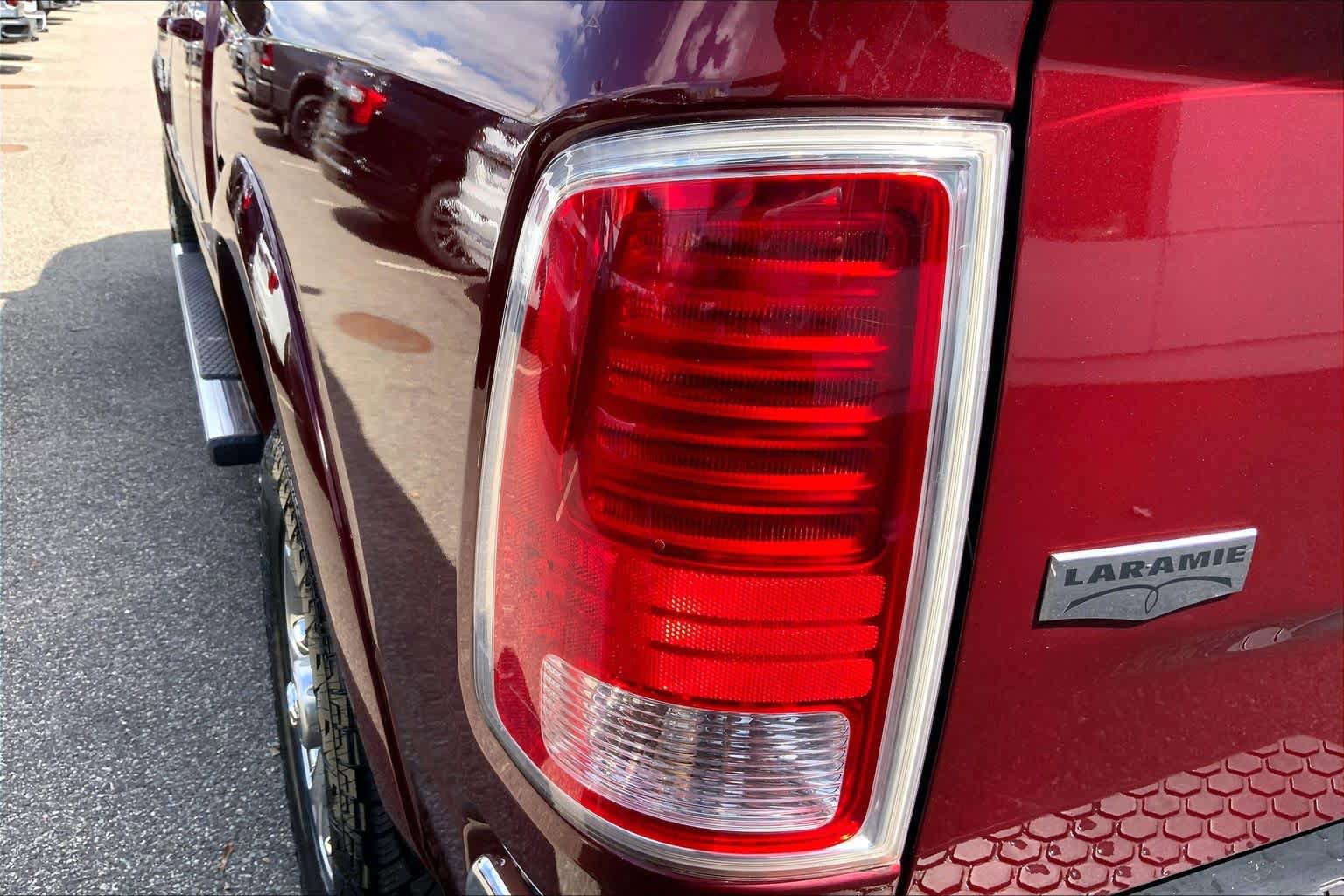 Used 2018 RAM 2500 Laramie image 27