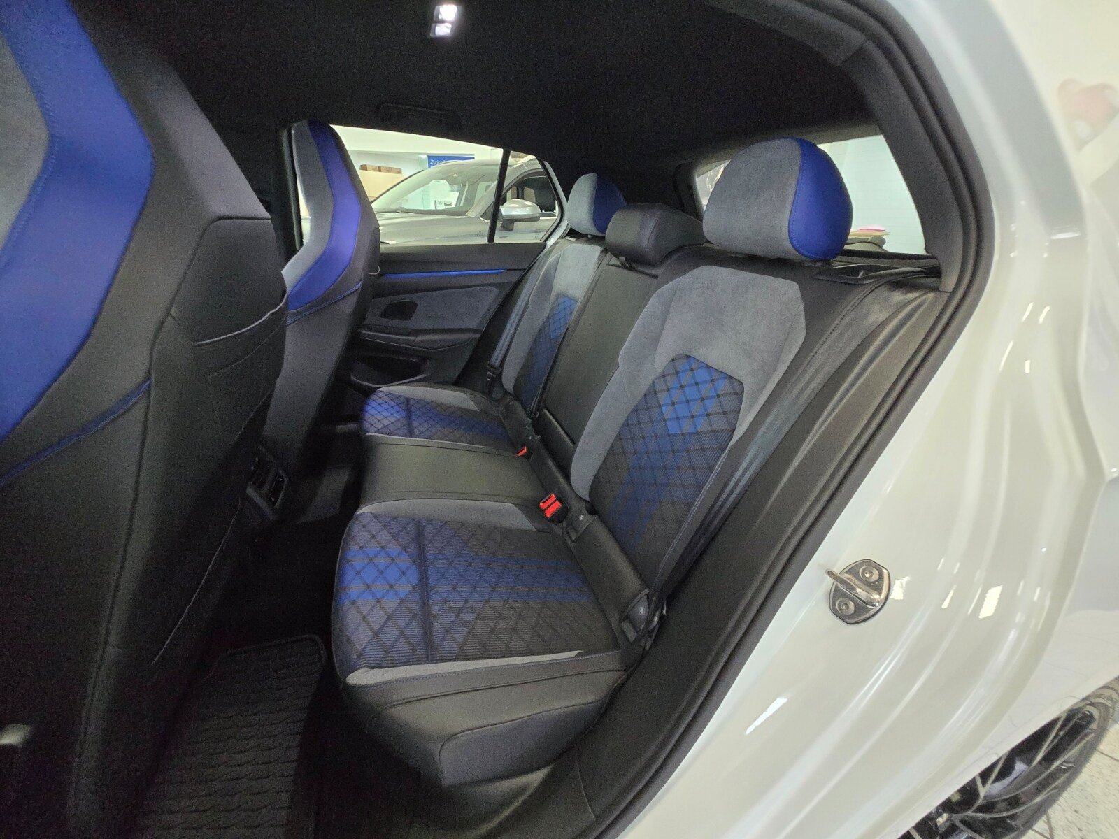 New 2026 Volkswagen Golf w/ Euro Style Package AWD/4WD image 16