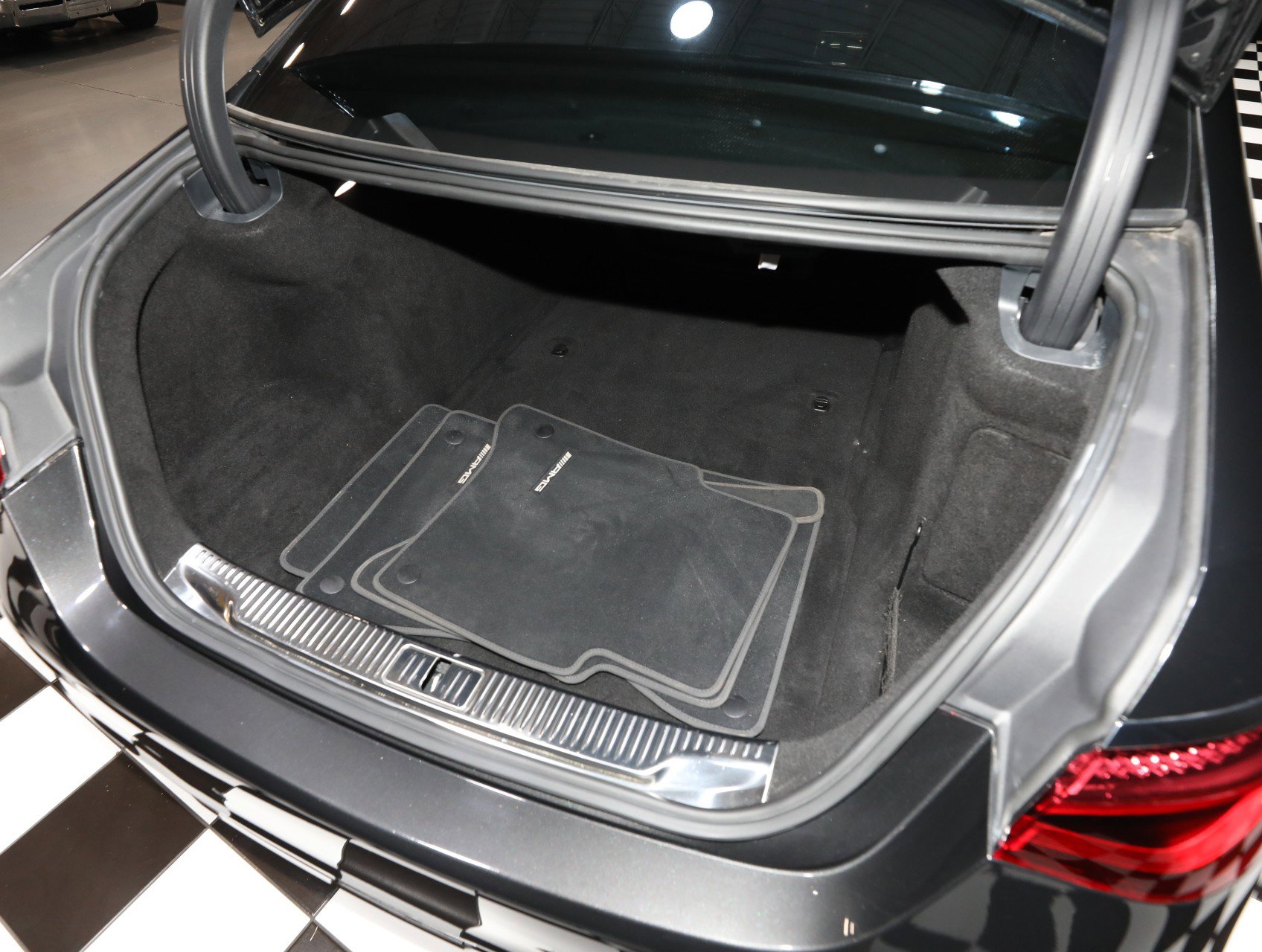 Used 2022 Mercedes-Benz S 580 4MATIC Sedan image 5