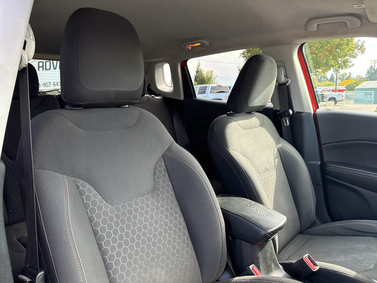 Used 2018 Jeep Compass Sport image 21