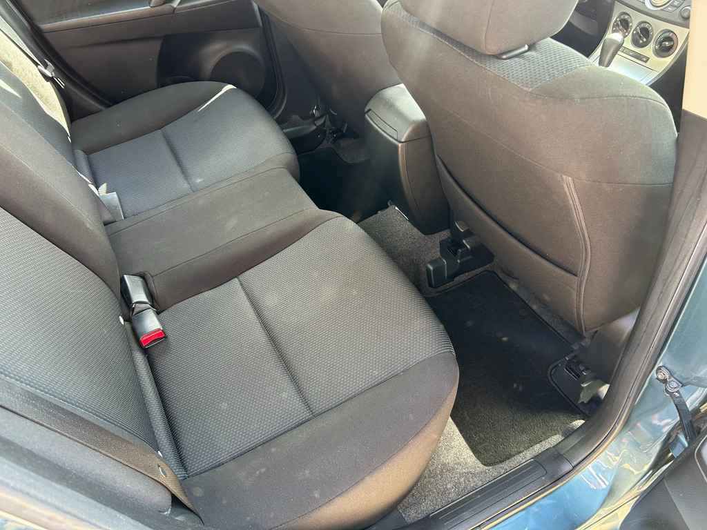 Used 2010 MAZDA MAZDA3 i Sport image 14