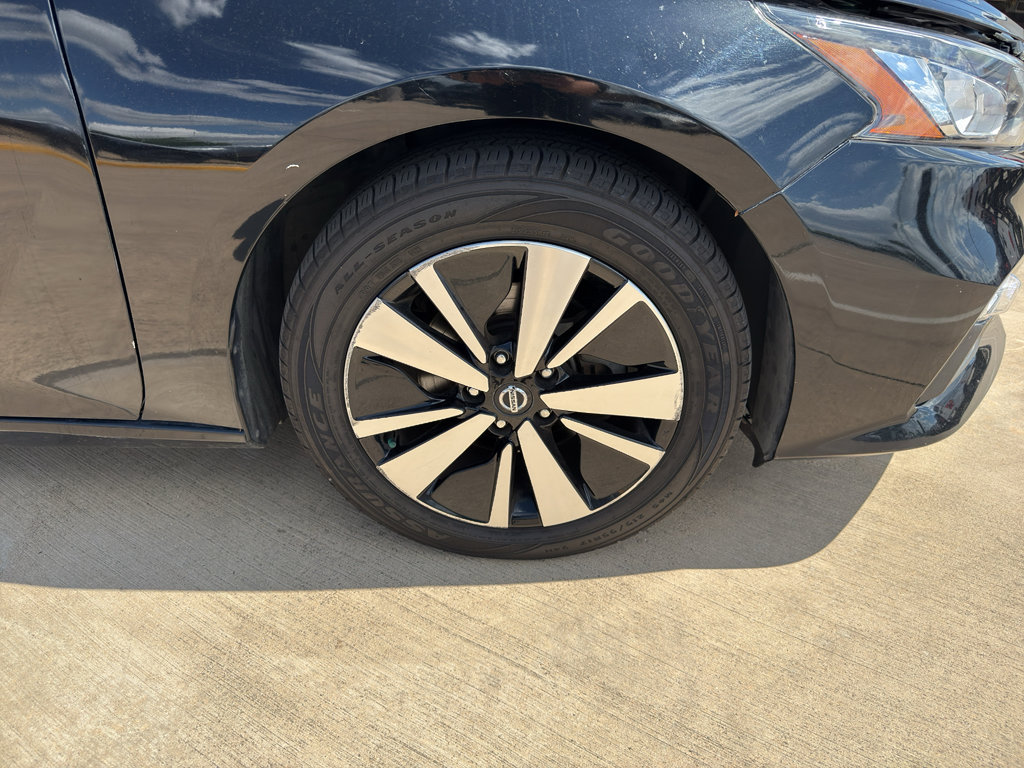 Used 2021 Nissan Altima 2.5 SV FWD image 25