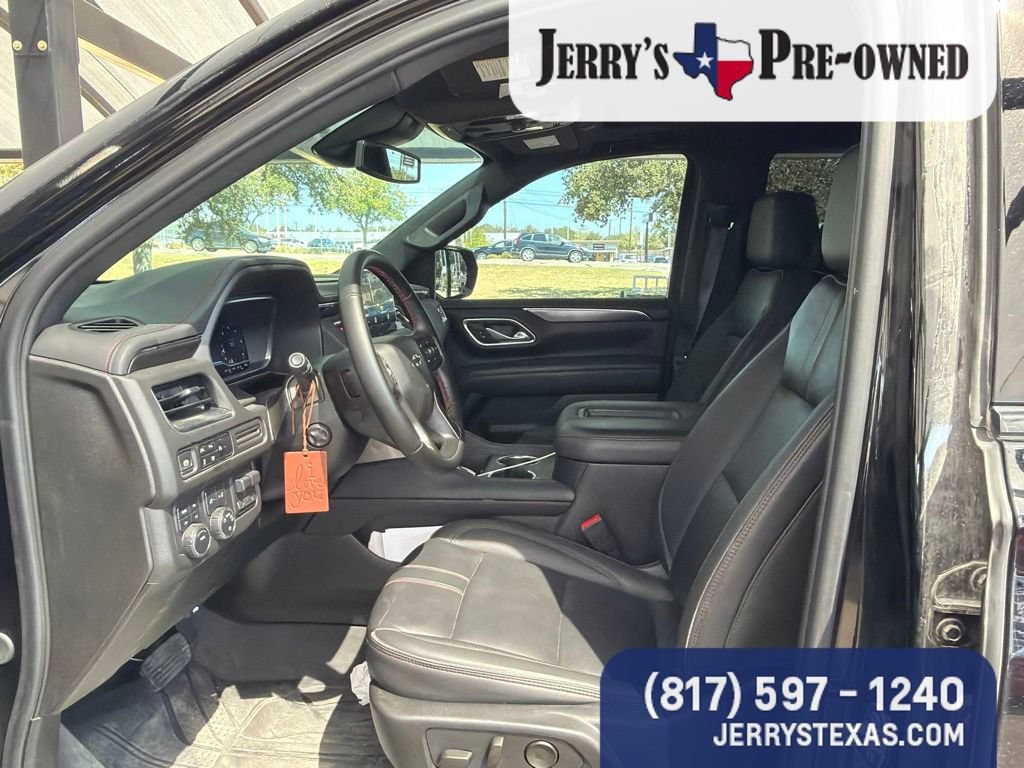 Used 2024 Chevrolet Suburban RST w/ Sport Performance Package AWD/4WD image 7
