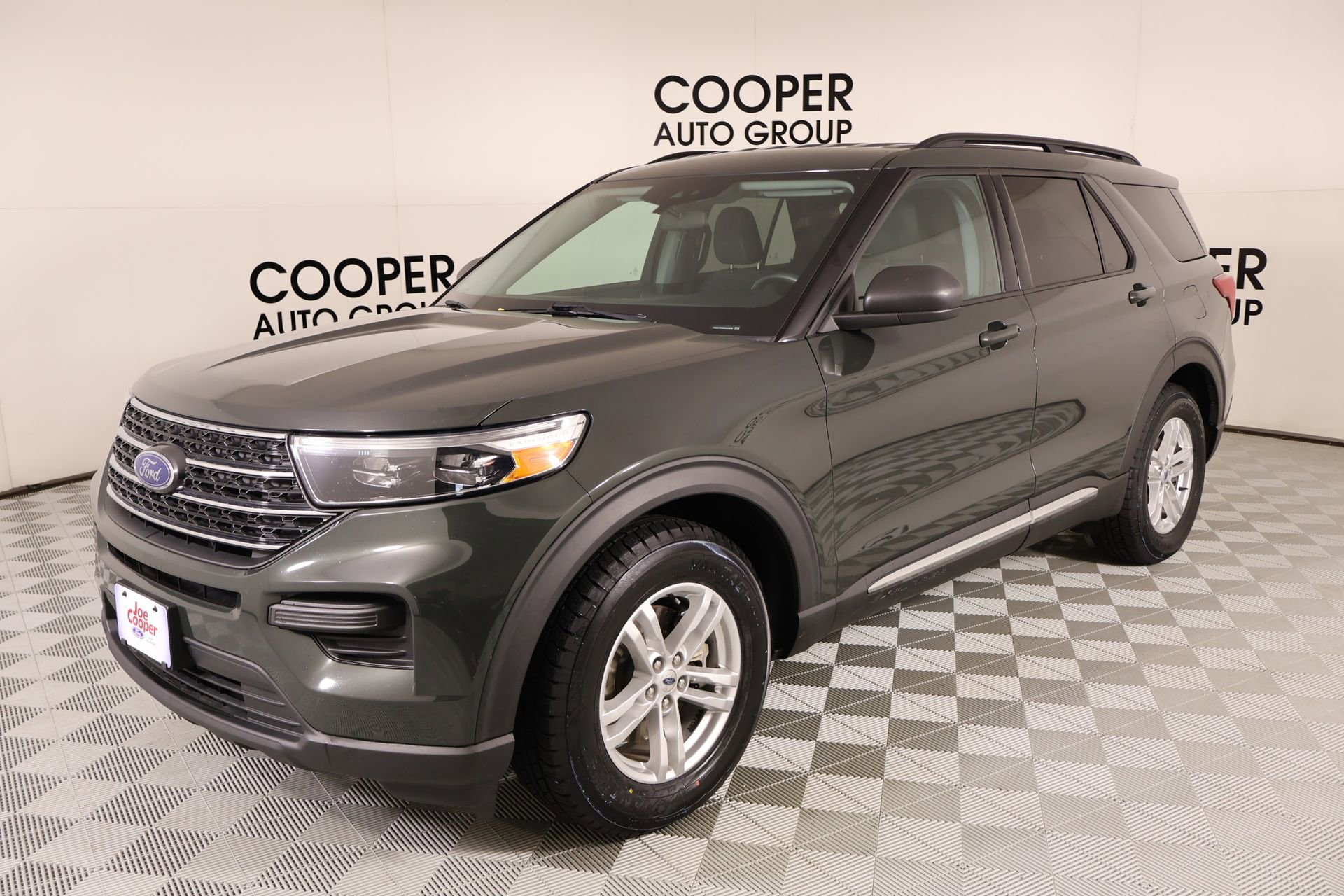 Used 2022 Ford Explorer XLT w/ Class IV Trailer Tow Package RWD image 10
