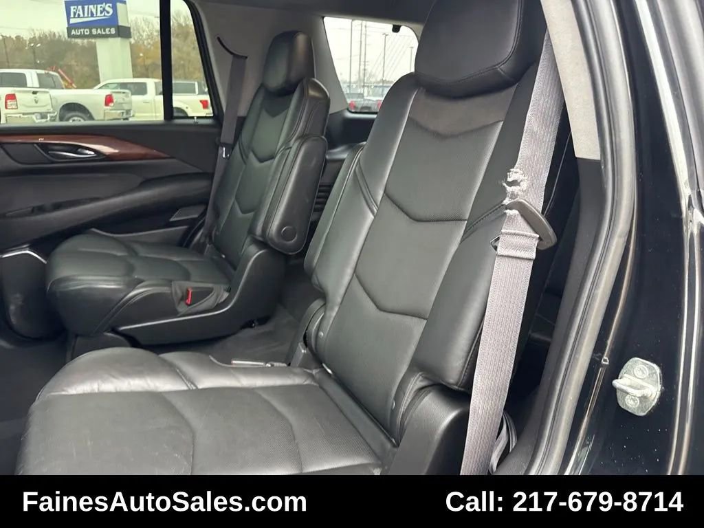 Used 2015 Cadillac Escalade Premium image 45