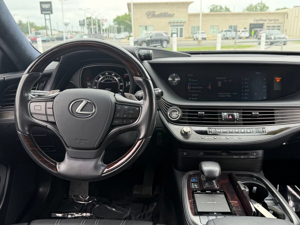 Used 2018 Lexus LS 500 AWD w/ Interior Upgrade Package image 22