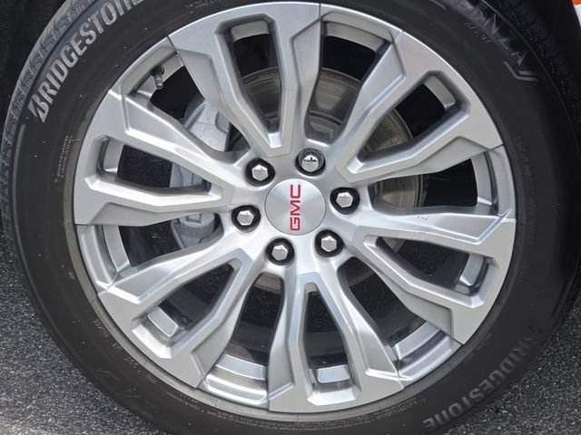 Used 2023 GMC Yukon Denali AWD/4WD image 11