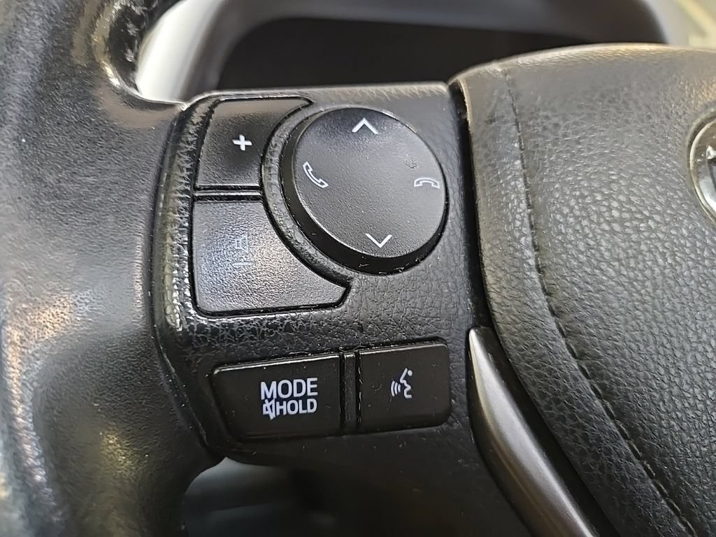 Used 2017 Toyota RAV4 Limited w/ Advanced Technology Package AWD/4WD image 15