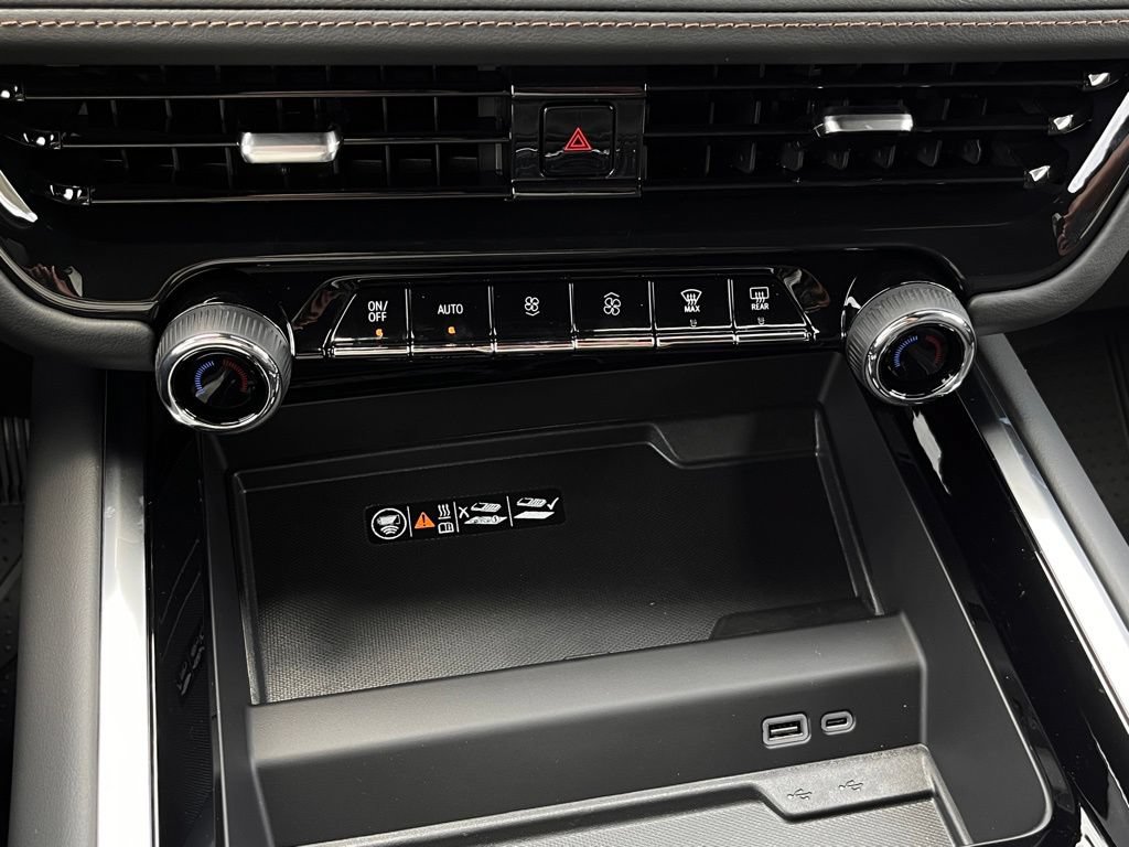 New 2026 Chevrolet Tahoe High Country AWD/4WD image 31