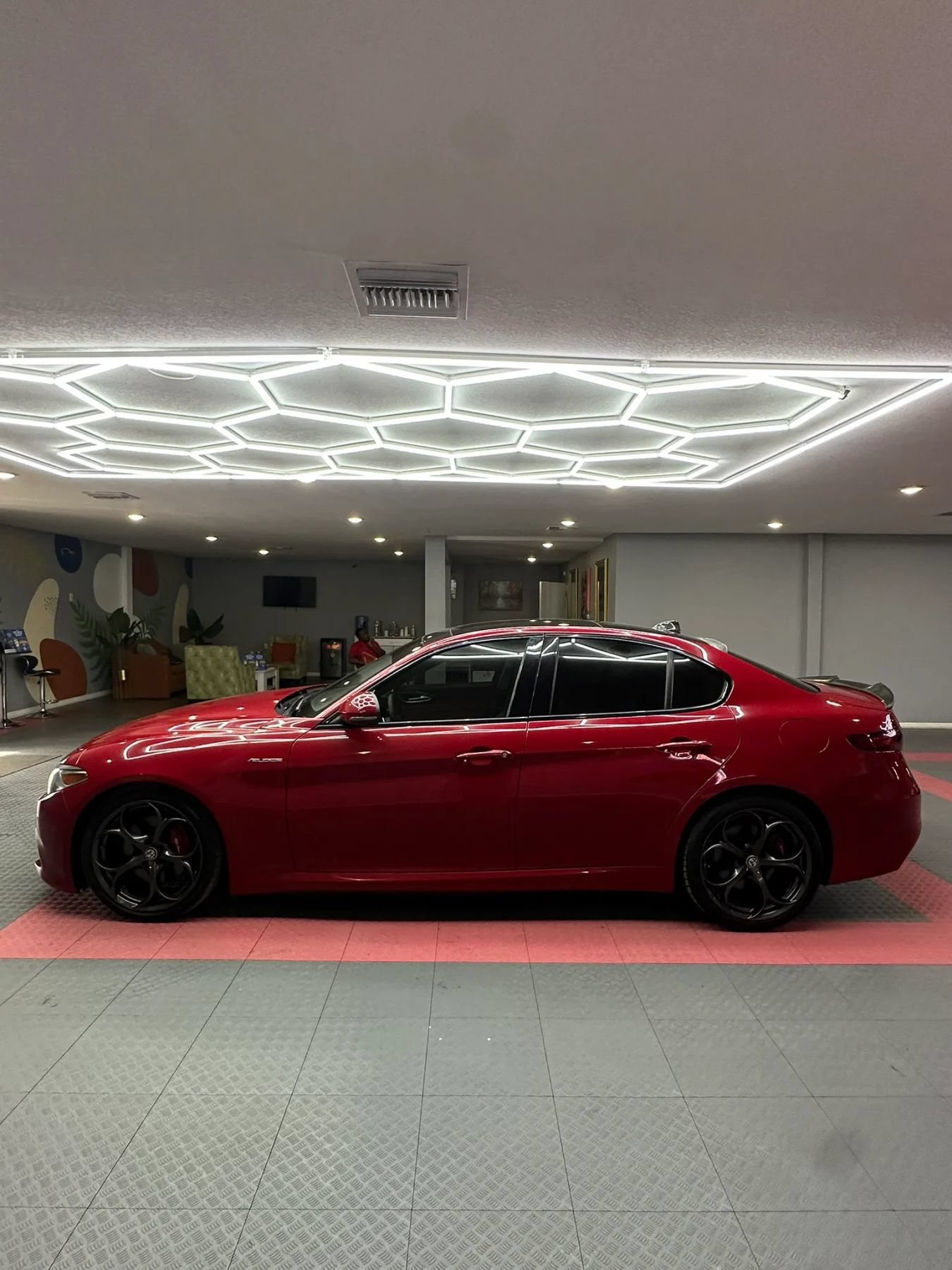 Used 2018 Alfa Romeo Giulia Ti Sport w/ Quick Order Package 22U Sport RWD image 3