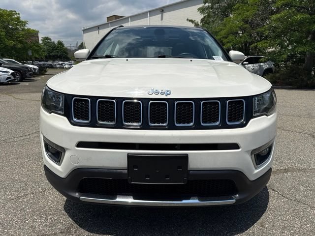 Used 2019 Jeep Compass Limited w/ Safety & Security Group AWD/4WD image 2