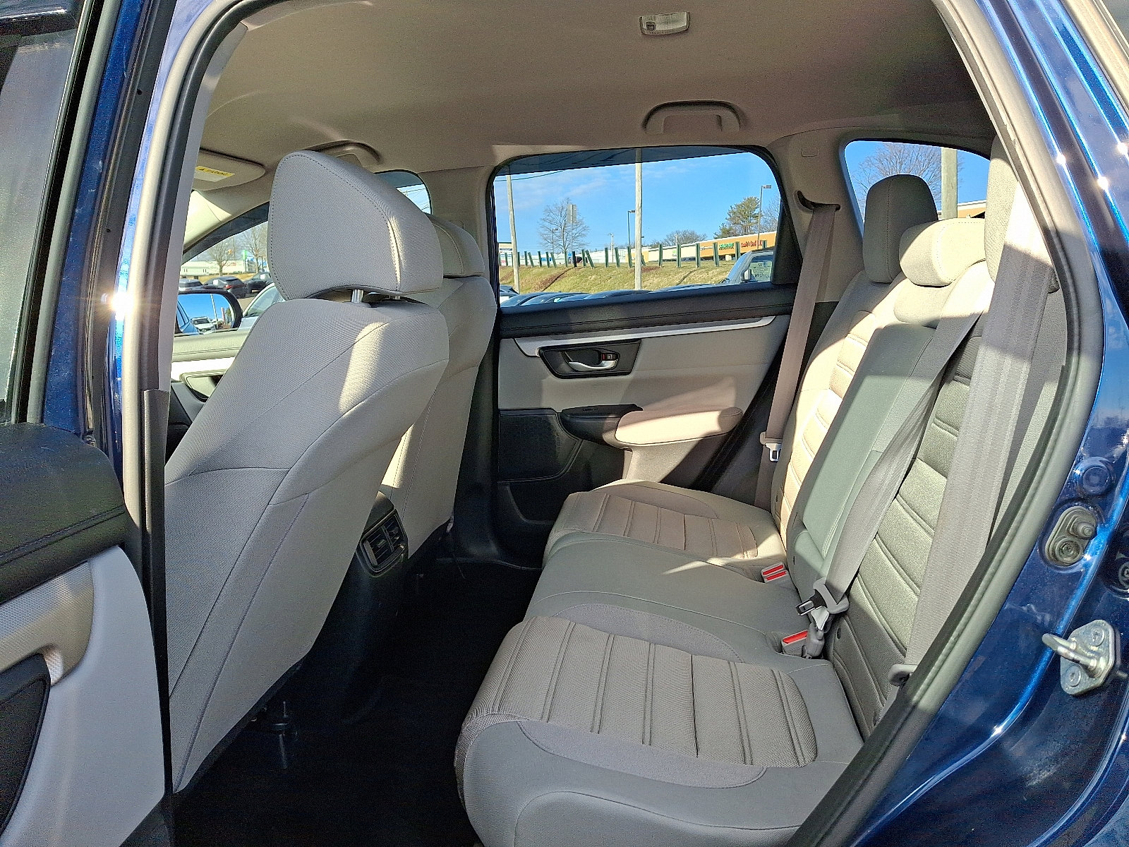 Used 2017 Honda CR-V LX image 10