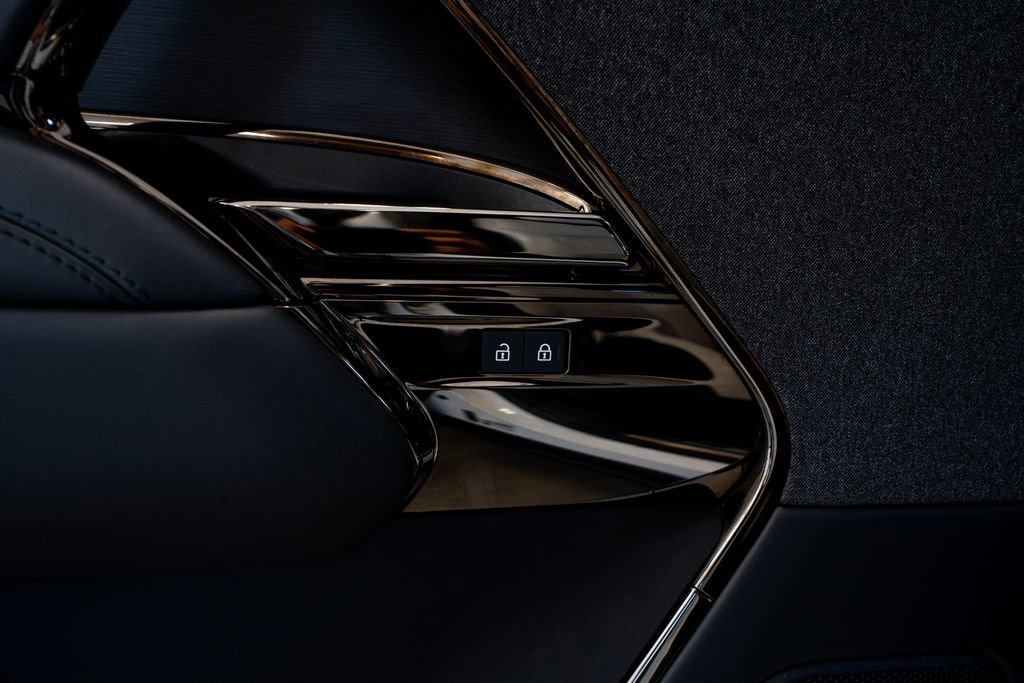 Used 2025 Land Rover Range Rover Sport Dynamic SE image 27