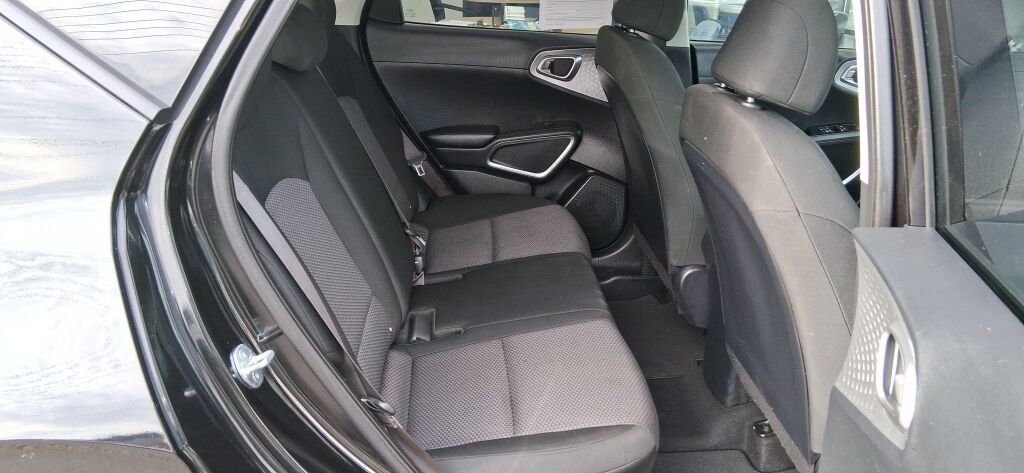 Used 2023 Kia Soul LX w/ Option Group 015 FWD image 12