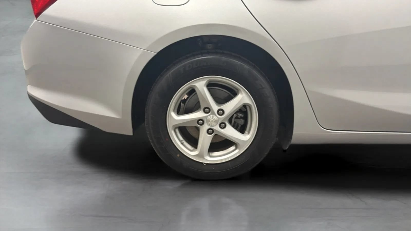 Used 2017 Chevrolet Malibu LS FWD image 27