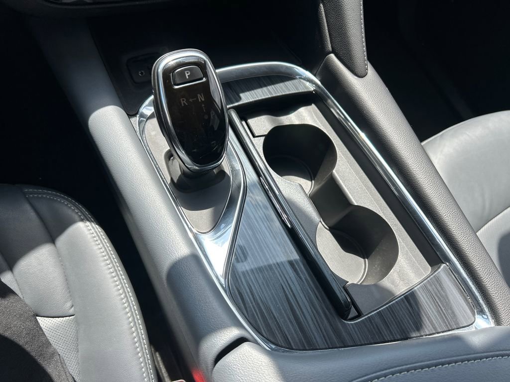 Used 2020 Buick Enclave Premium w/ Surround and Sites Package image 26