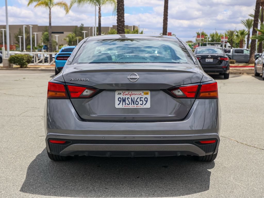 Used 2024 Nissan Altima 2.5 S FWD image 5