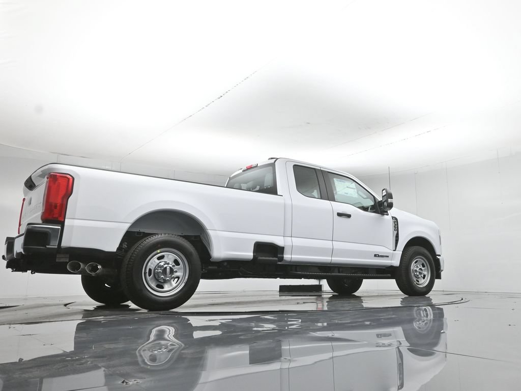 New 2026 Ford F350 XL w/ XL Chrome Package RWD image 46